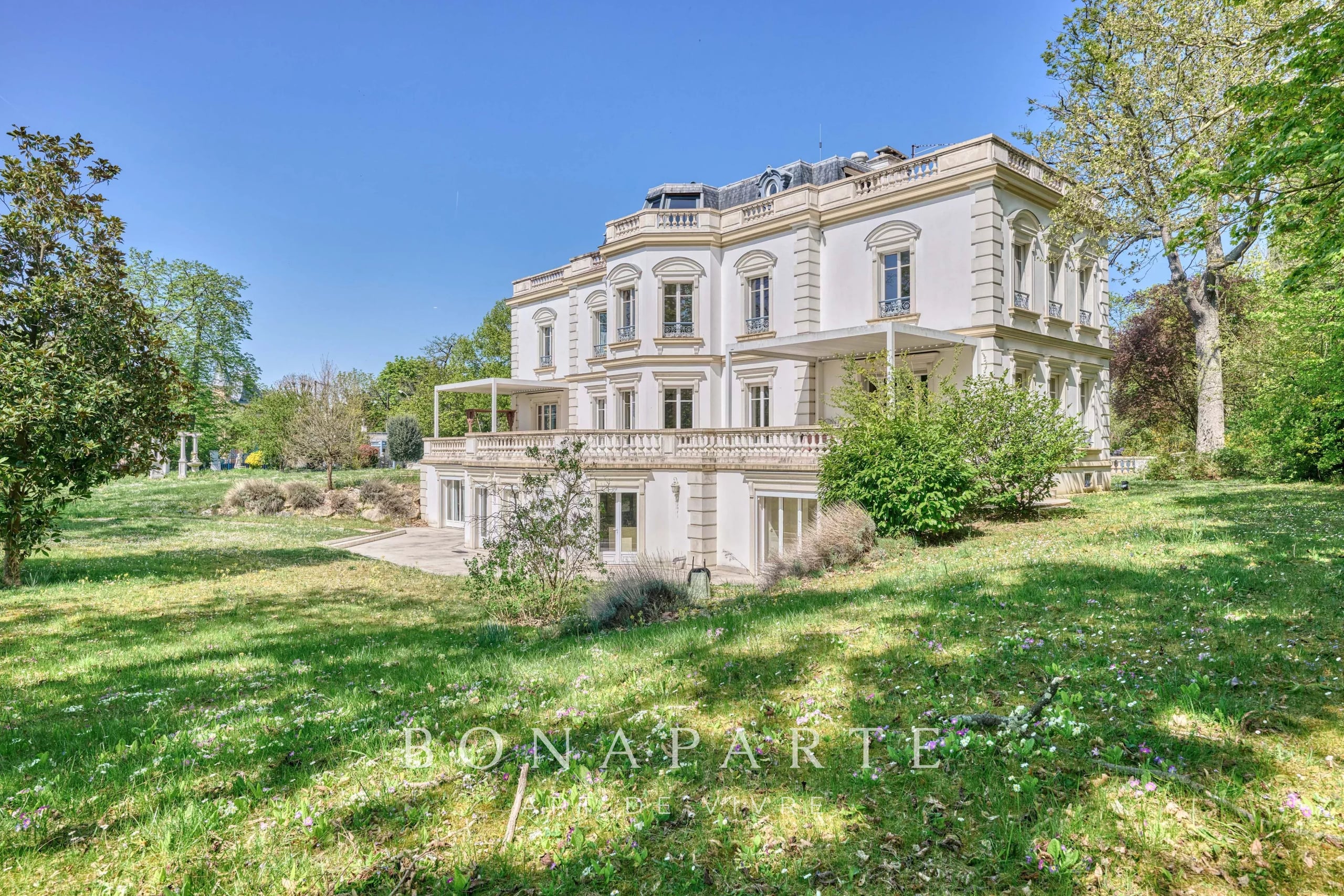 Propriété d'exception — Maison de Maître XIXe — Parc arboré — Le Vésinet